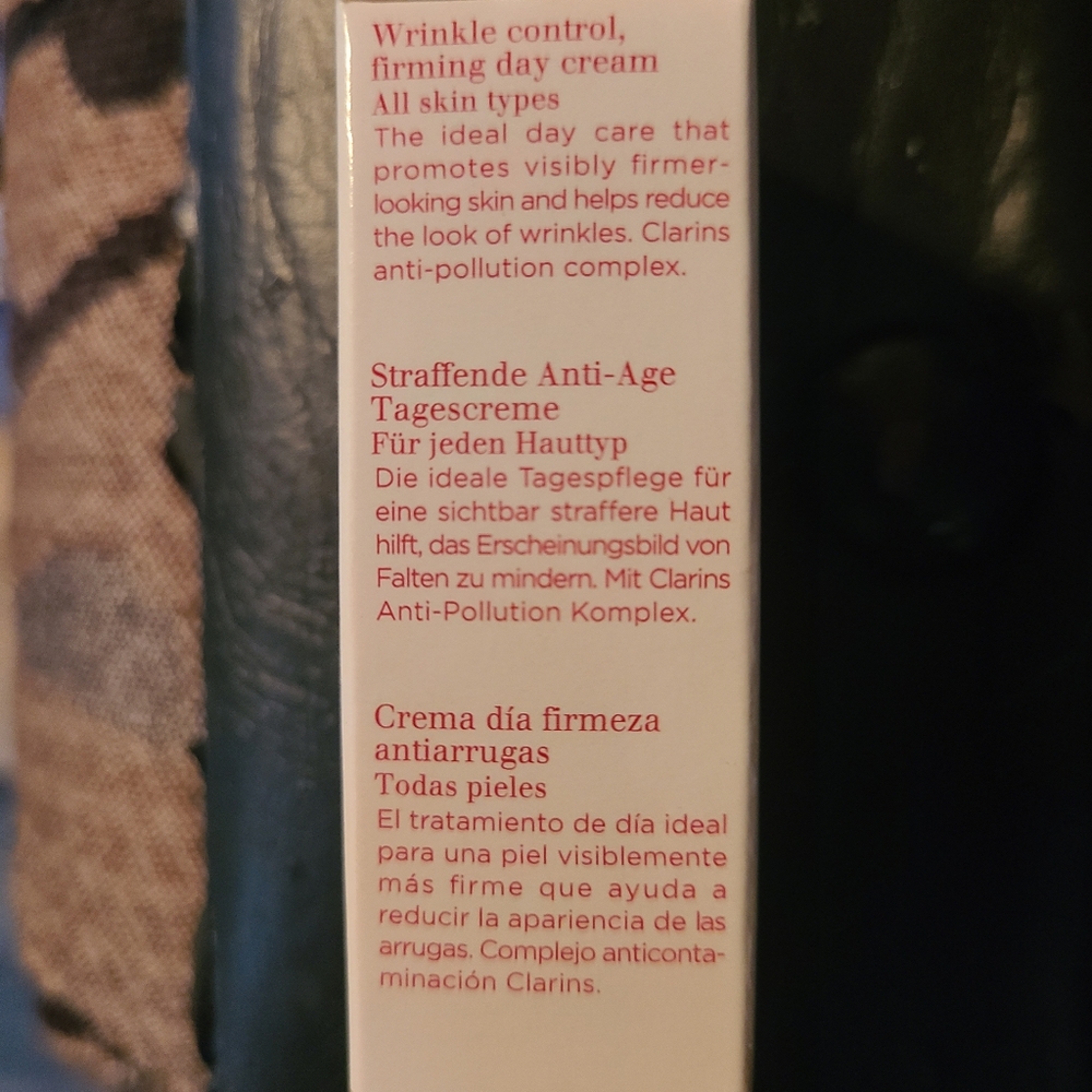 Clarins Wrinkle Control Firming Day Cream - White